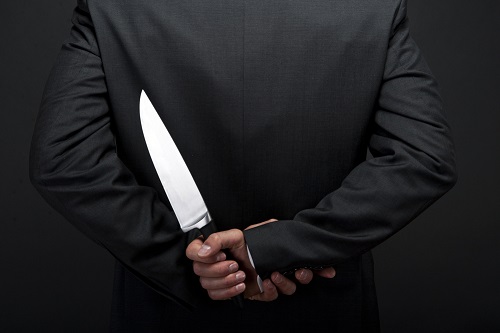 אי הרשעה לנאשם בהחזקת סכין - 