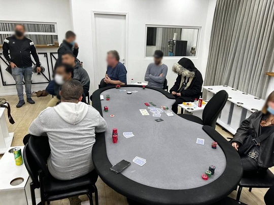 הימורים לא חוקיים: המשטרה חשפה שני בתי הימורים בראשל